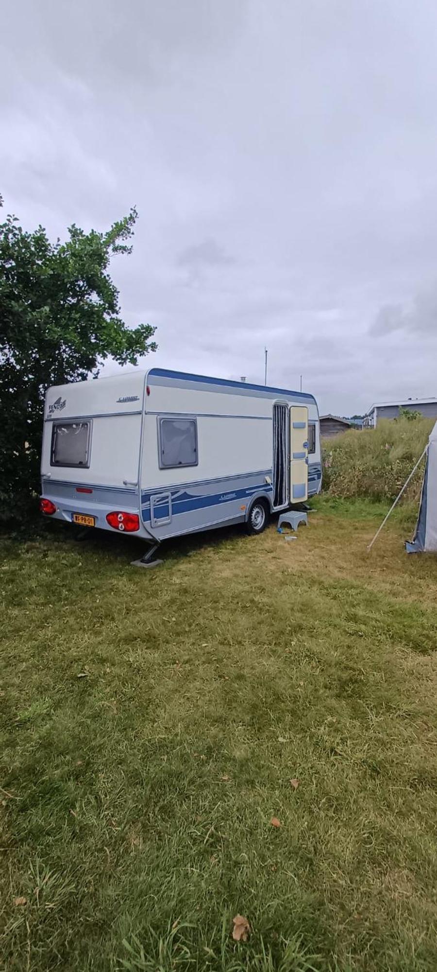 Caravan Petiet 뷔런 외부 사진